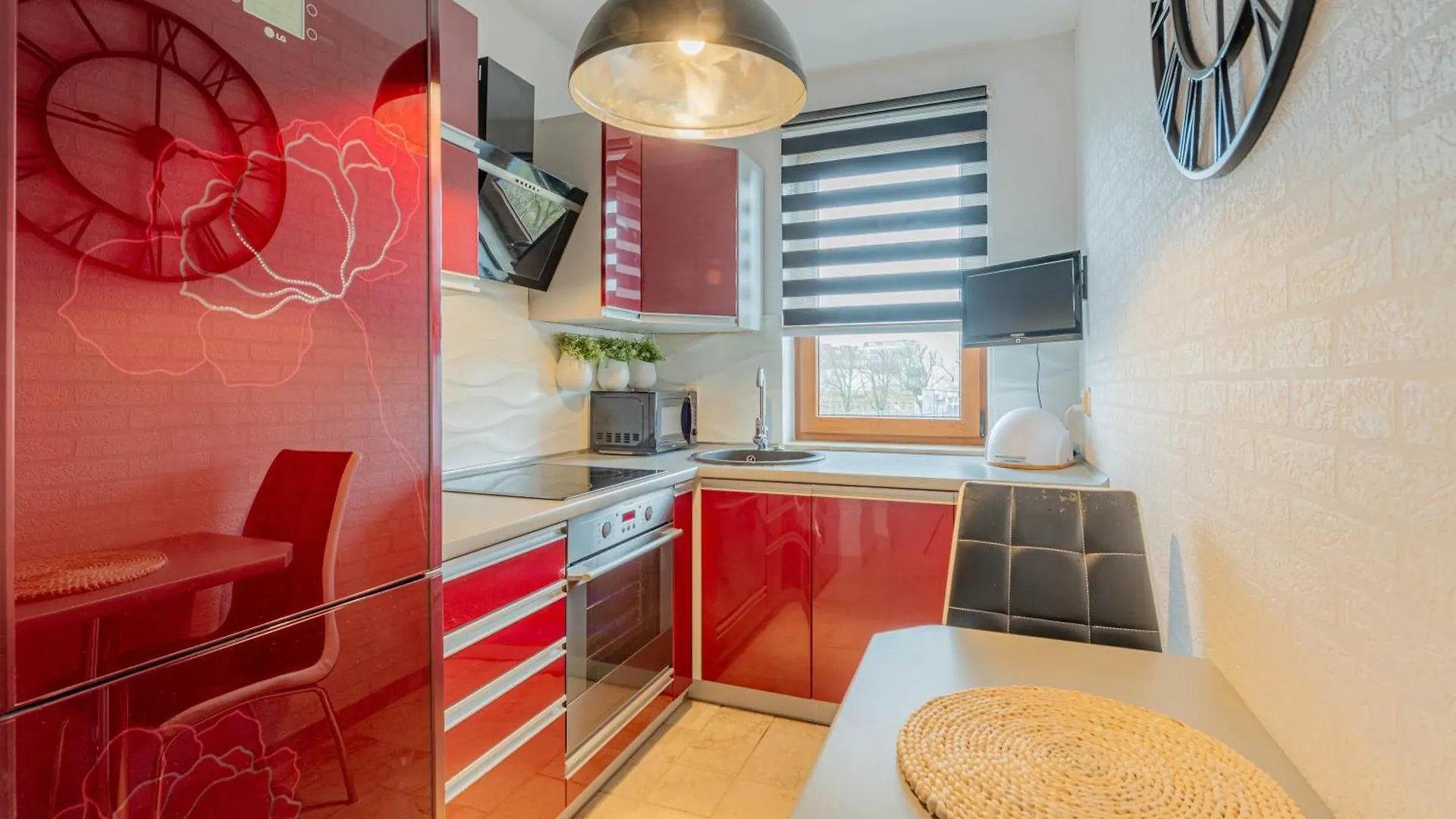 Horyzont Apartamenty- Apartament Nadmorski, Blisko Pkp I Centrum Kolobrzeg 0*,  Poland