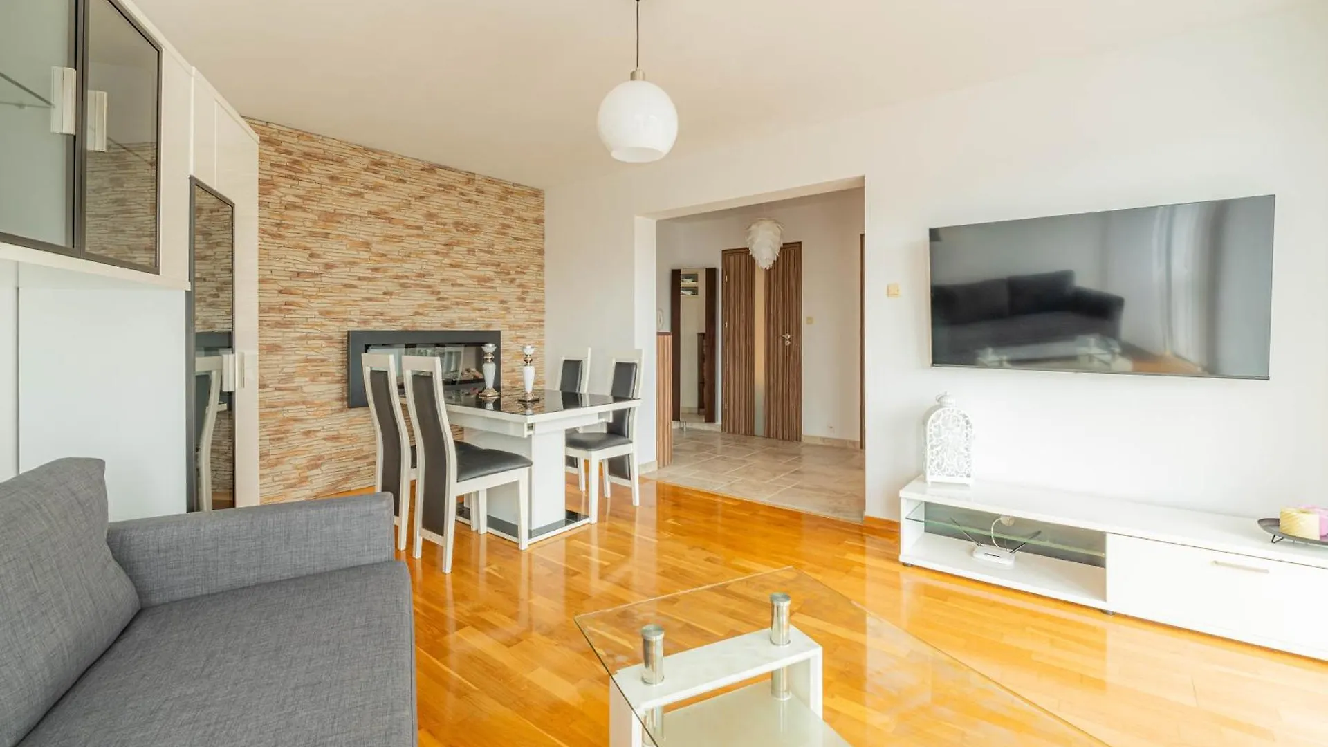 Horyzont Apartamenty- Apartament Nadmorski, Blisko Pkp I Centrum Kolobrzeg Apartment
