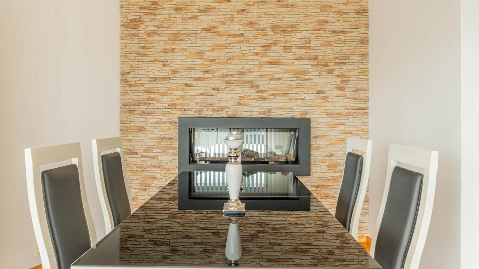 Horyzont Apartamenty- Apartament Nadmorski, Blisko Pkp I Centrum Kolobrzeg